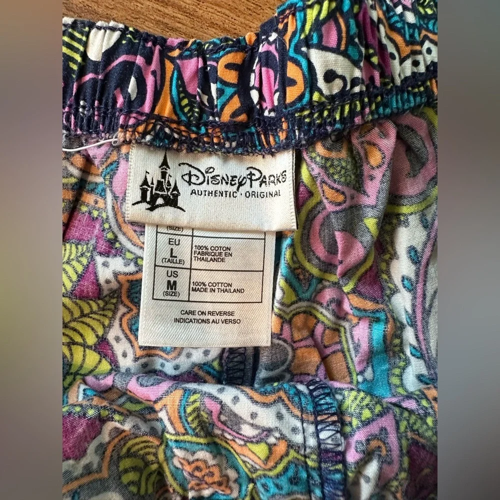 Disney Parks Women’s Mickey Paisley Sleepwear Set. Size medium - Picture 4 of 8
